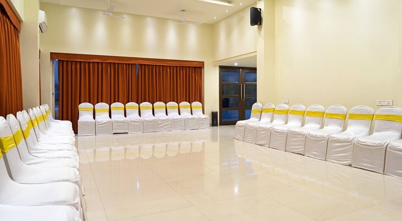 Treebo Premium Grand Emerald Pimpri-Chinchwad Екстериор снимка