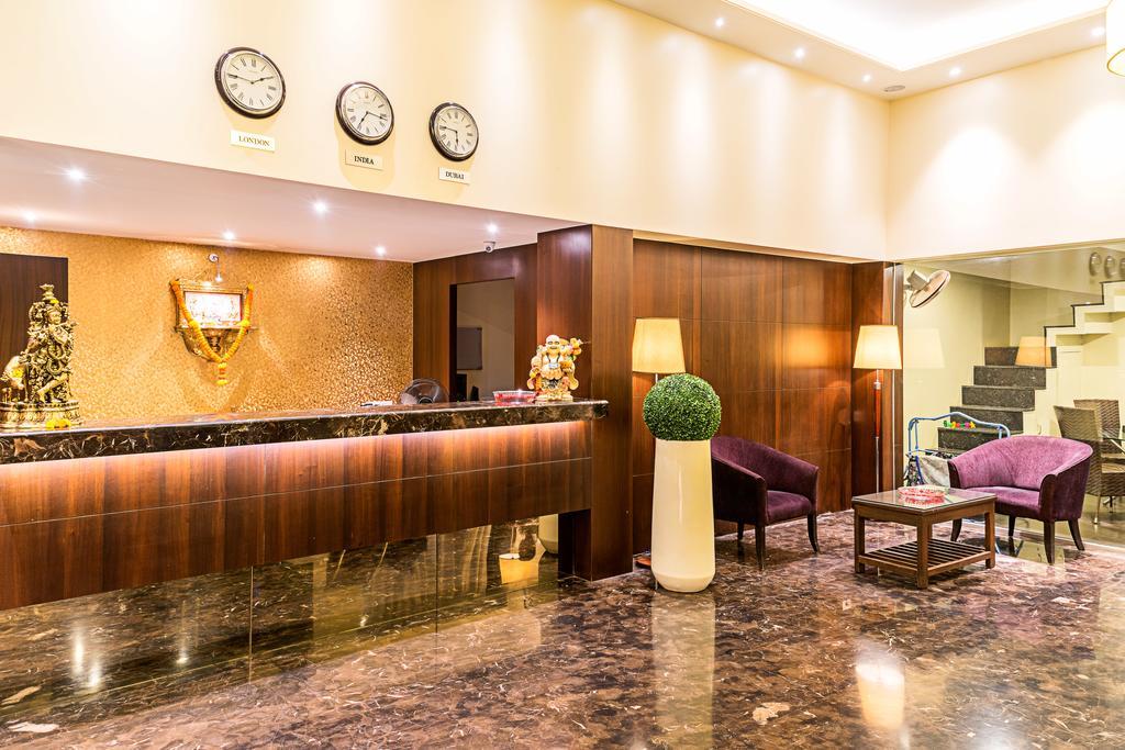 Treebo Premium Grand Emerald Pimpri-Chinchwad Екстериор снимка